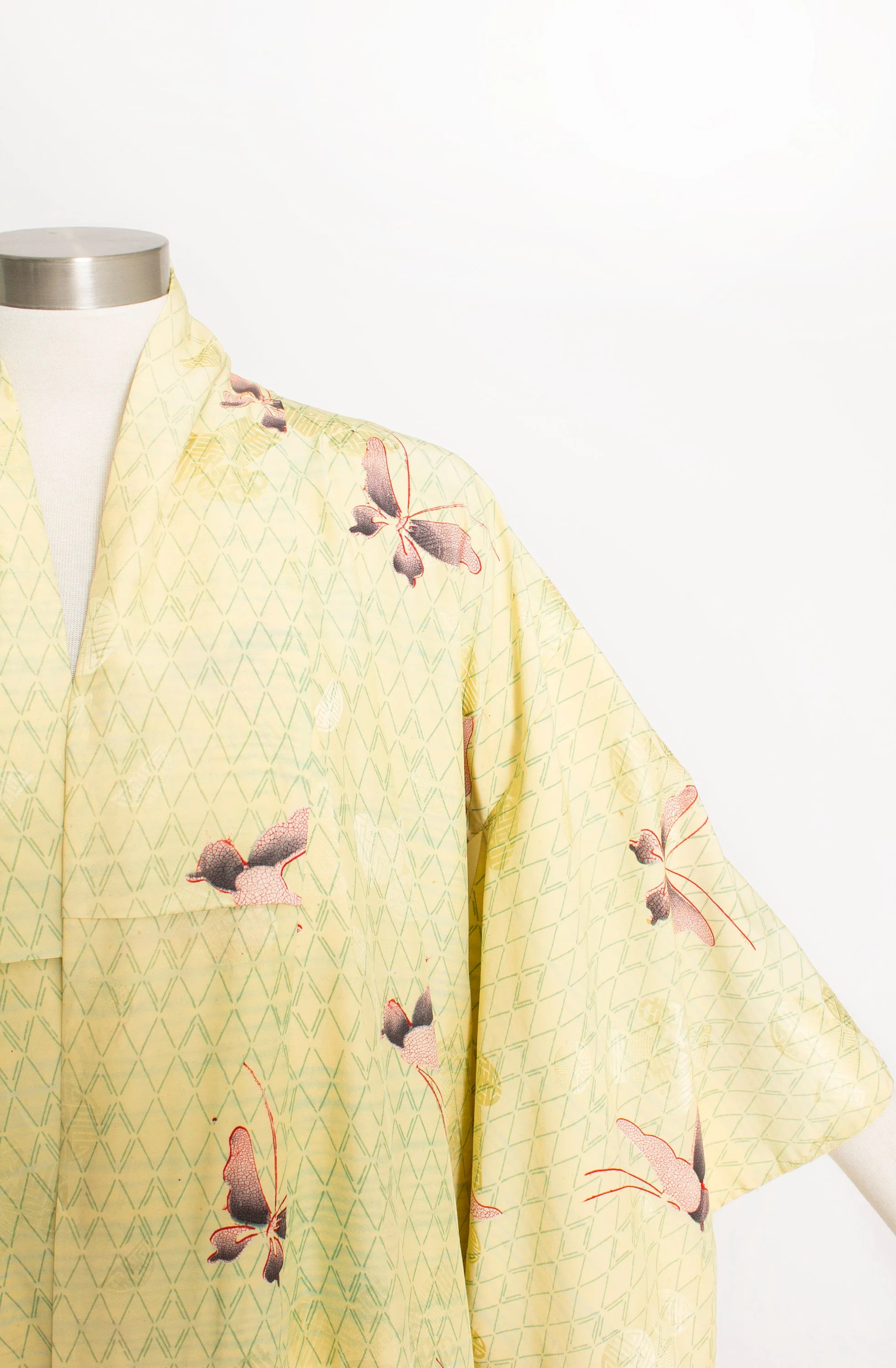 1950s Kimono Yellow Butterfly Printed Rayon Japanese Robe