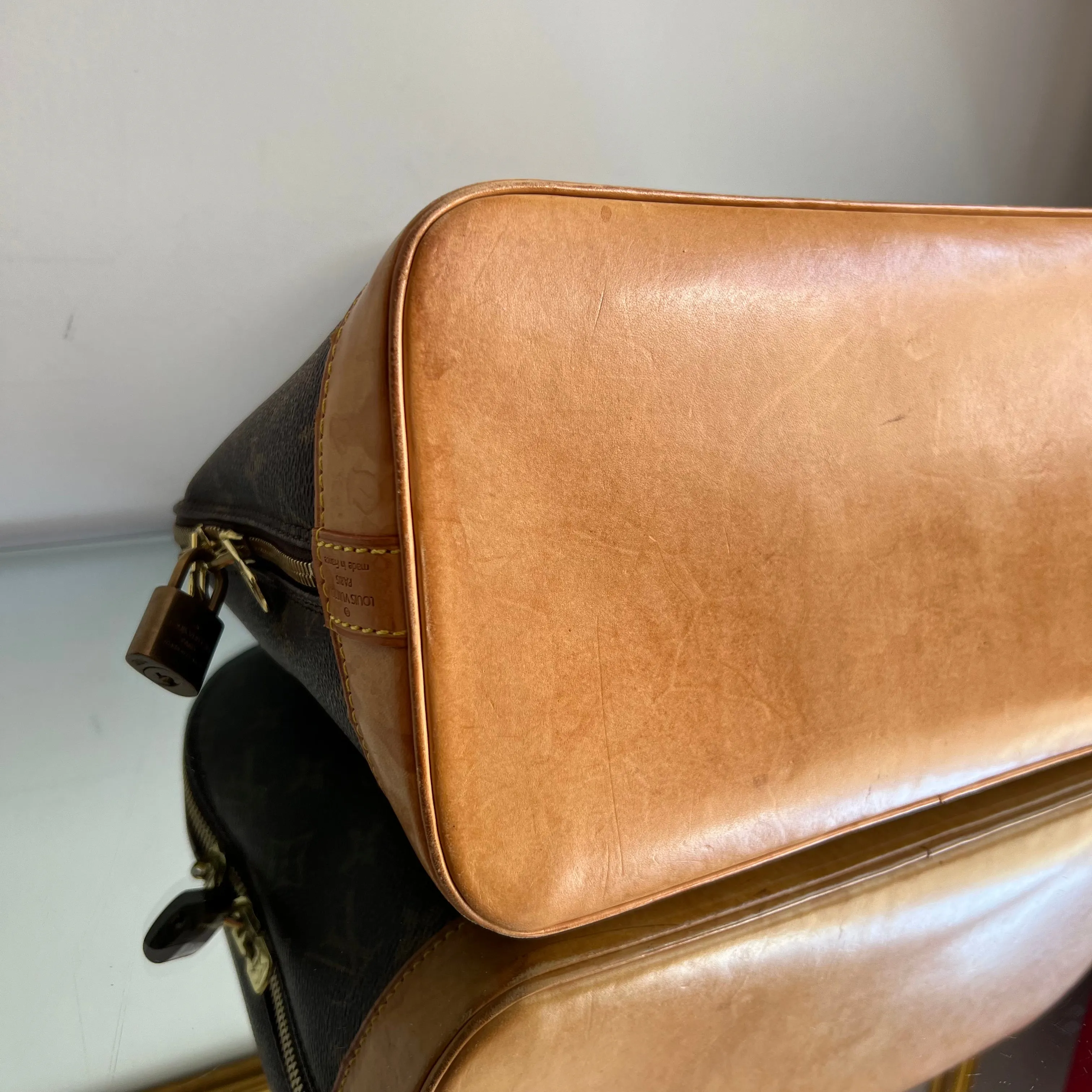 Bolsa Louis Vuitton Alma Monograma