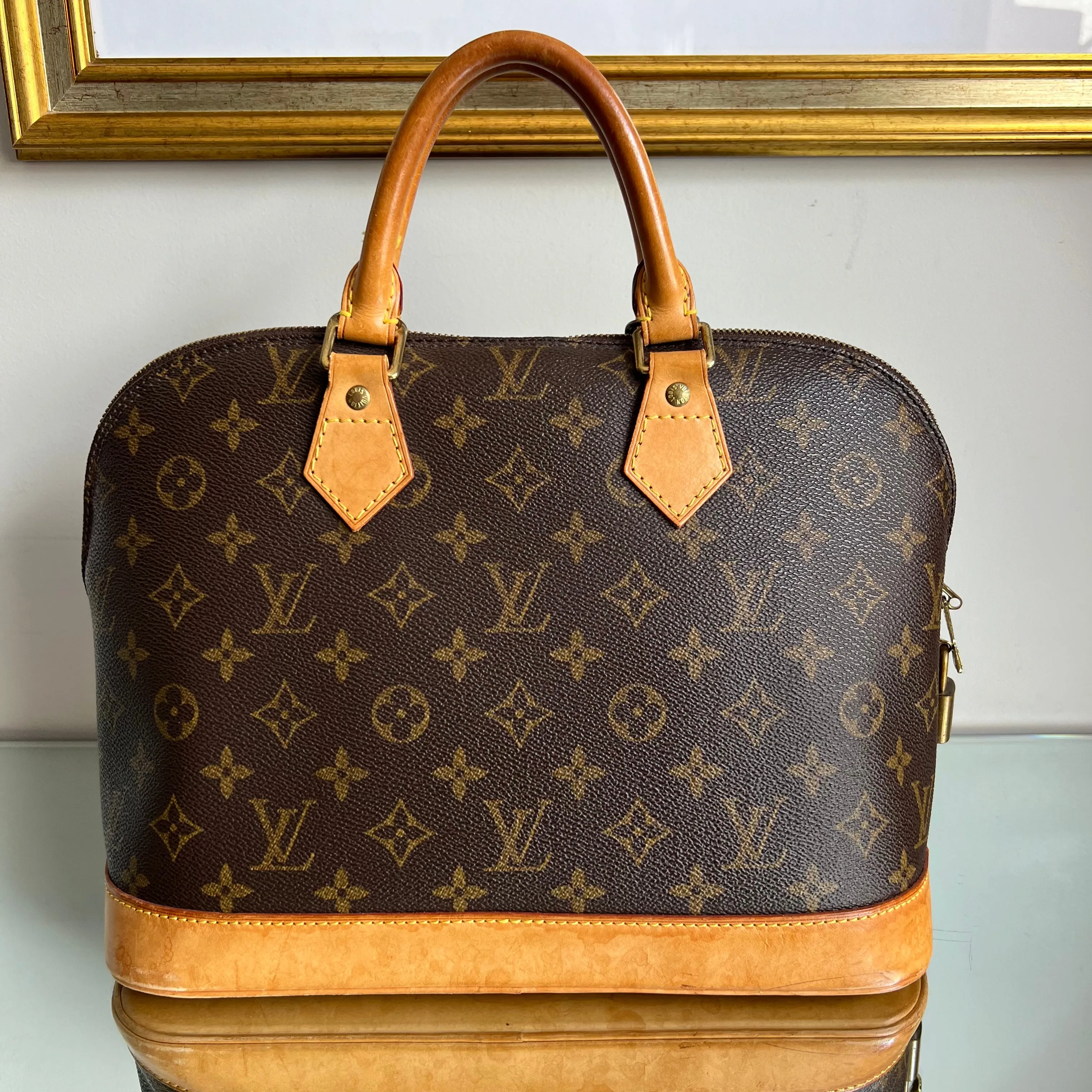 Bolsa Louis Vuitton Alma Monograma