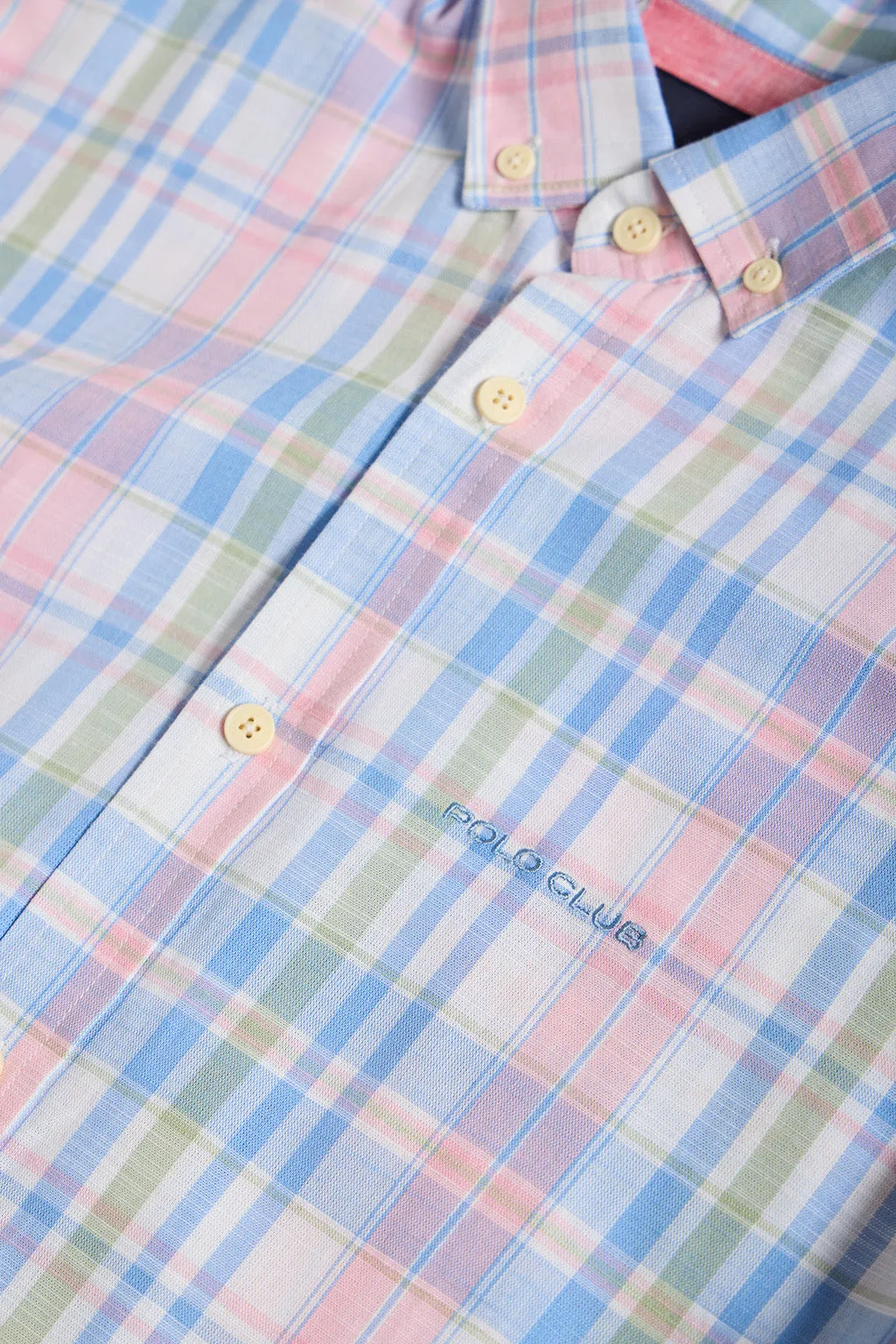 Camisa de cuadros en tonos azules y rosa con logo Polo Club