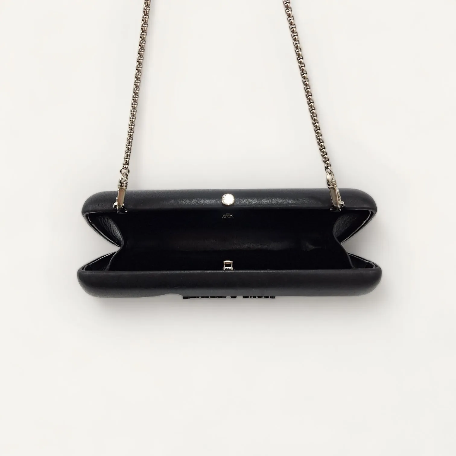 Clutch Prada Preta