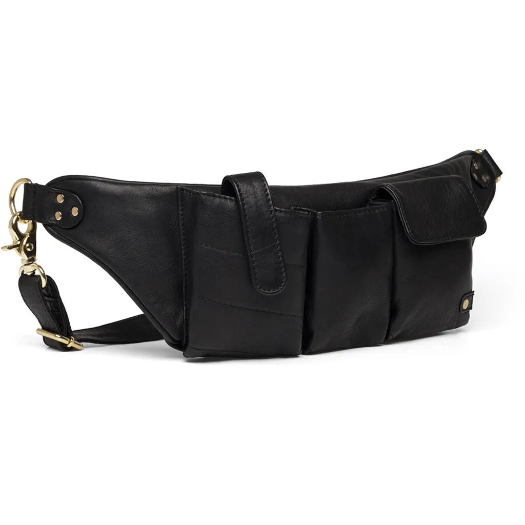 Cool leather bumbag with pocket details / 16010 - Black (Nero)