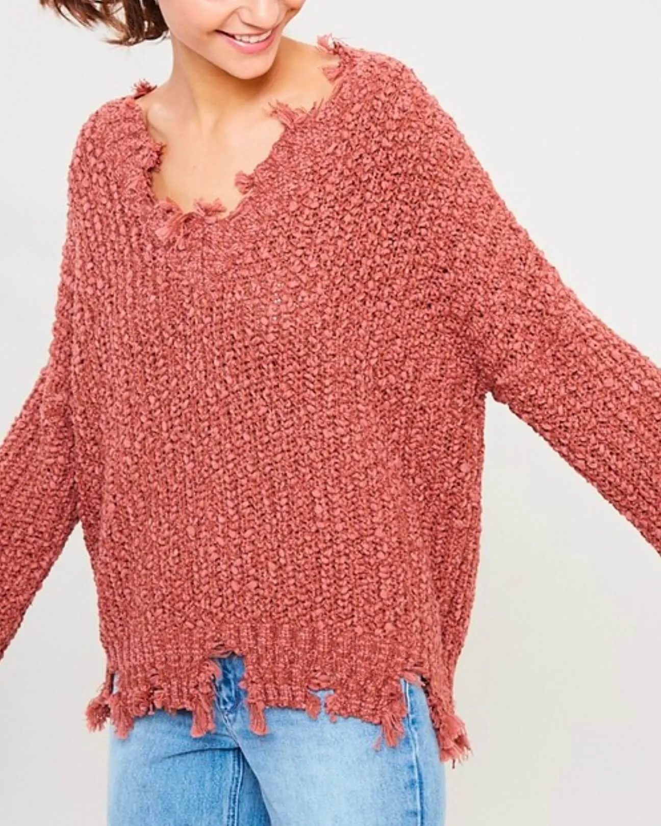 Distressed Hem Popcorn Yarn Knit V-Neck Sweater - Brick