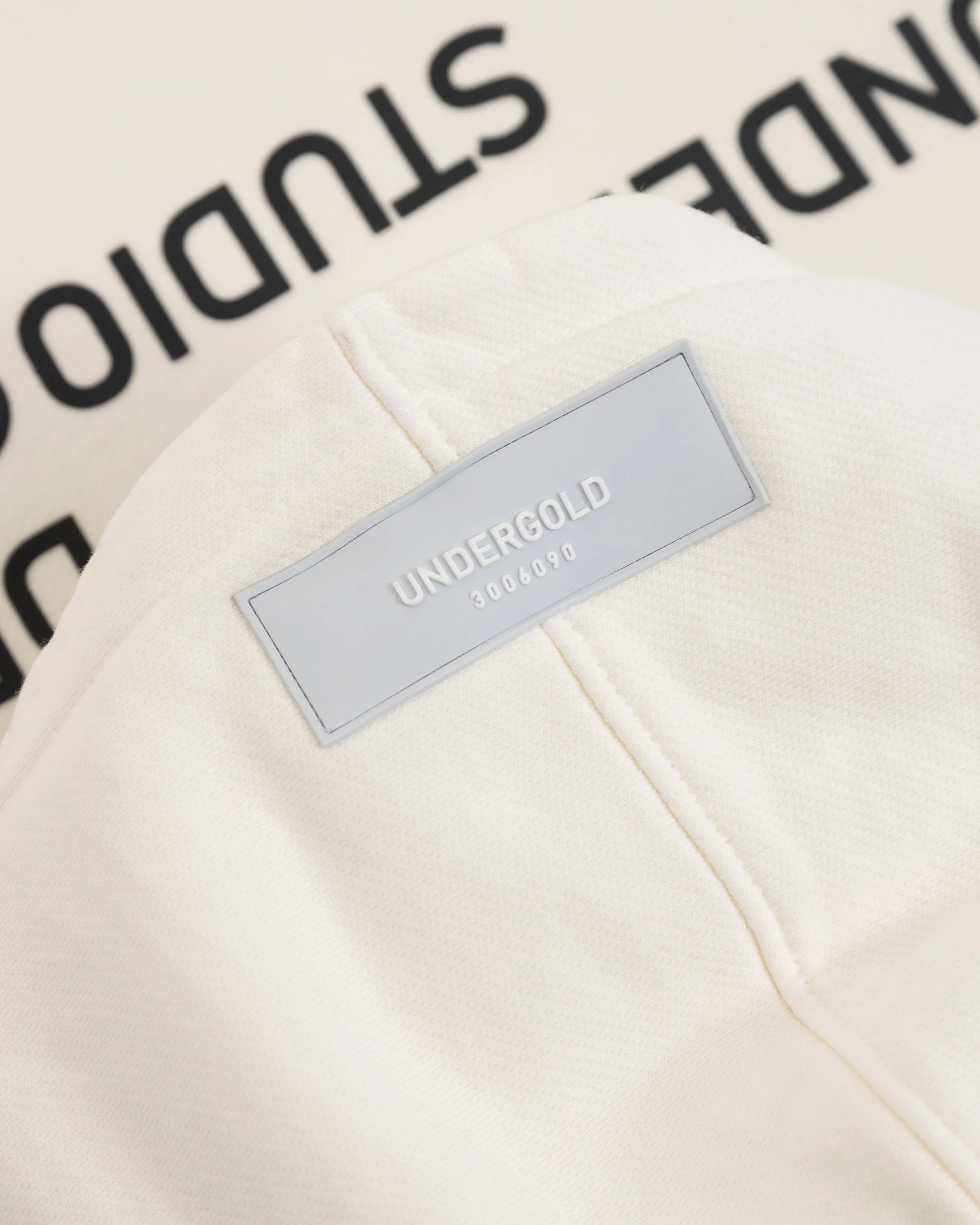 Genesis PT01 Basic Cropped Hoodie White