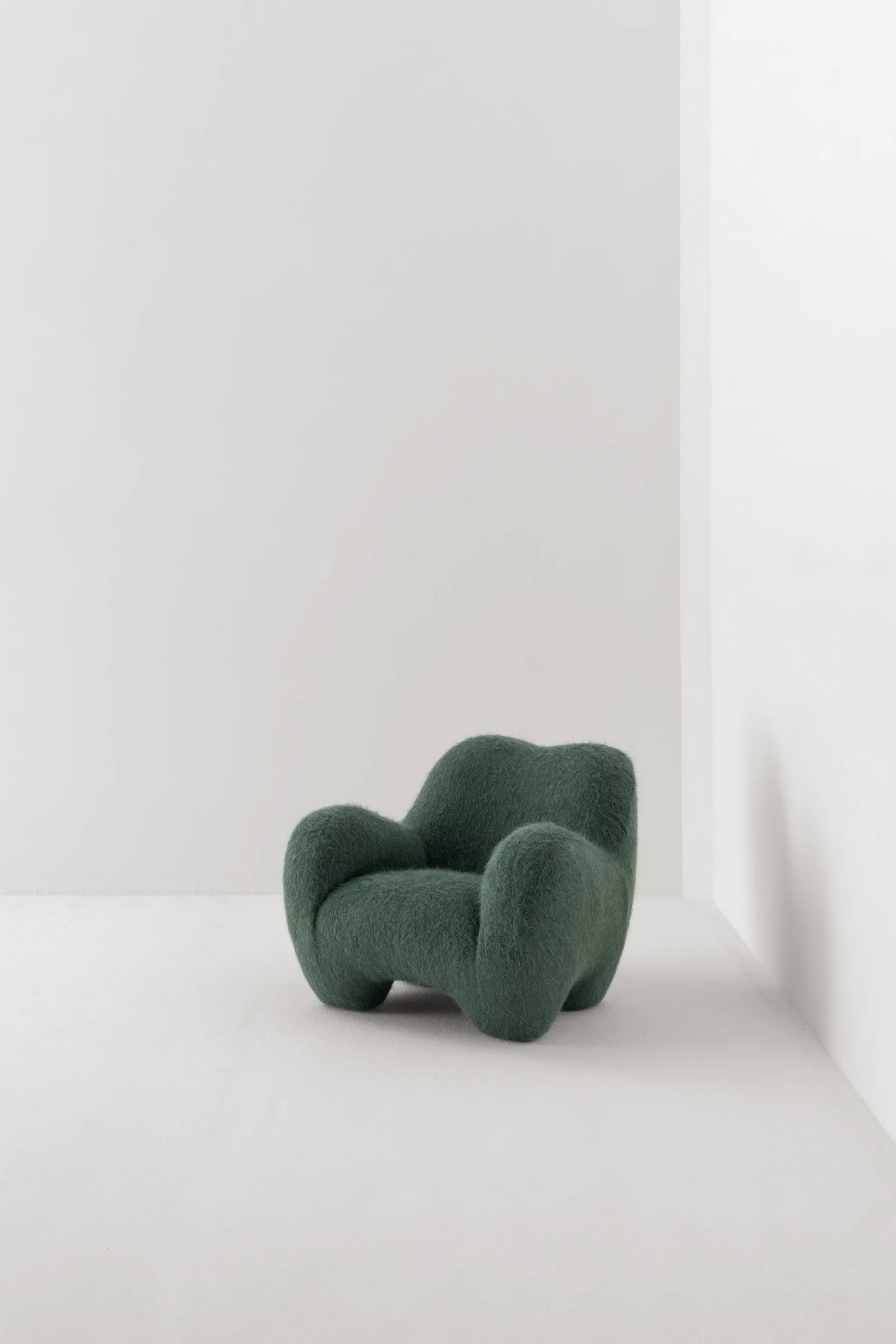 GUMMY ARMCHAIR / YETI GIBOULEE