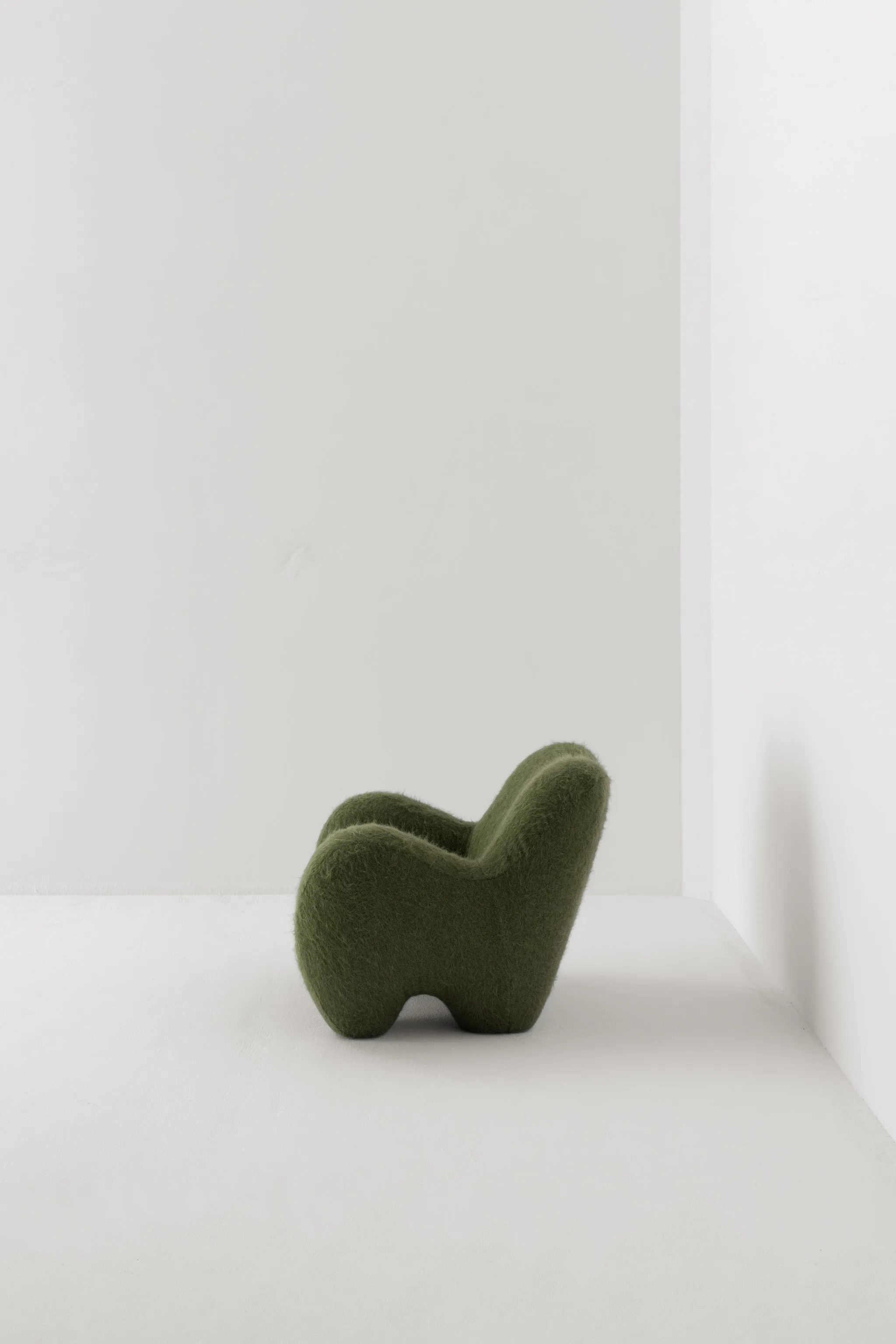 GUMMY ARMCHAIR / YETI SOUS BOIS