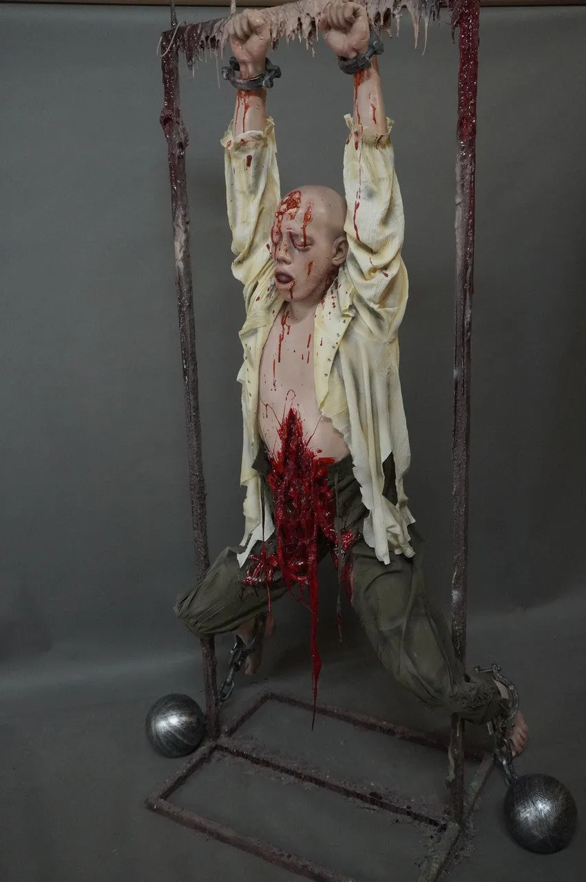 Hanging Gutted Dungeon Oscar Dummy with Feet