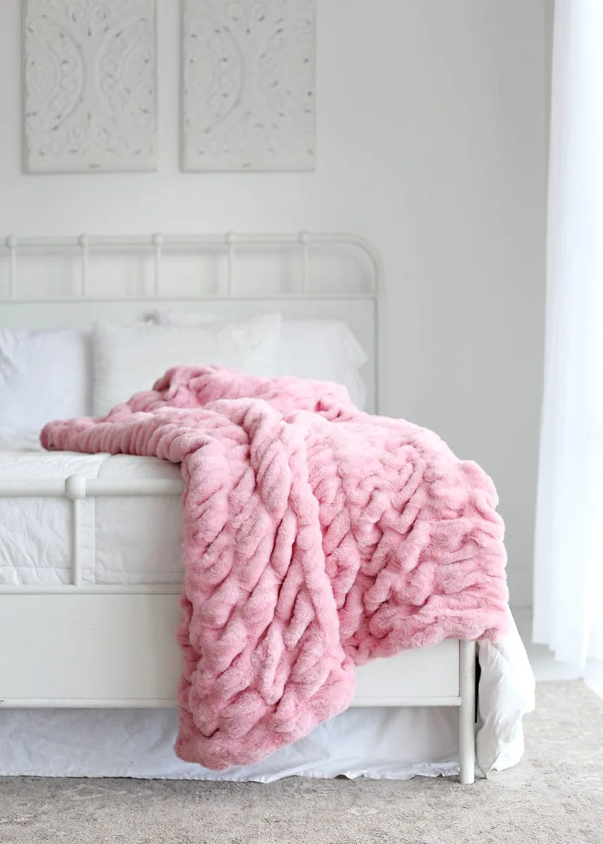 Hugs Cookie Pink Blanket