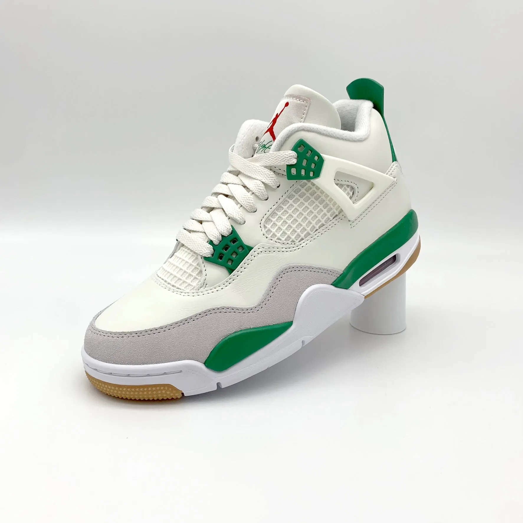 Jordan 4 Retro SB Pine Green