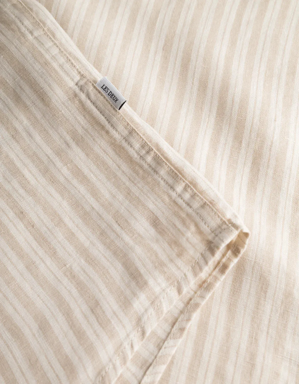 Les Deux Kristian Linen B.D. Shirt - Sand