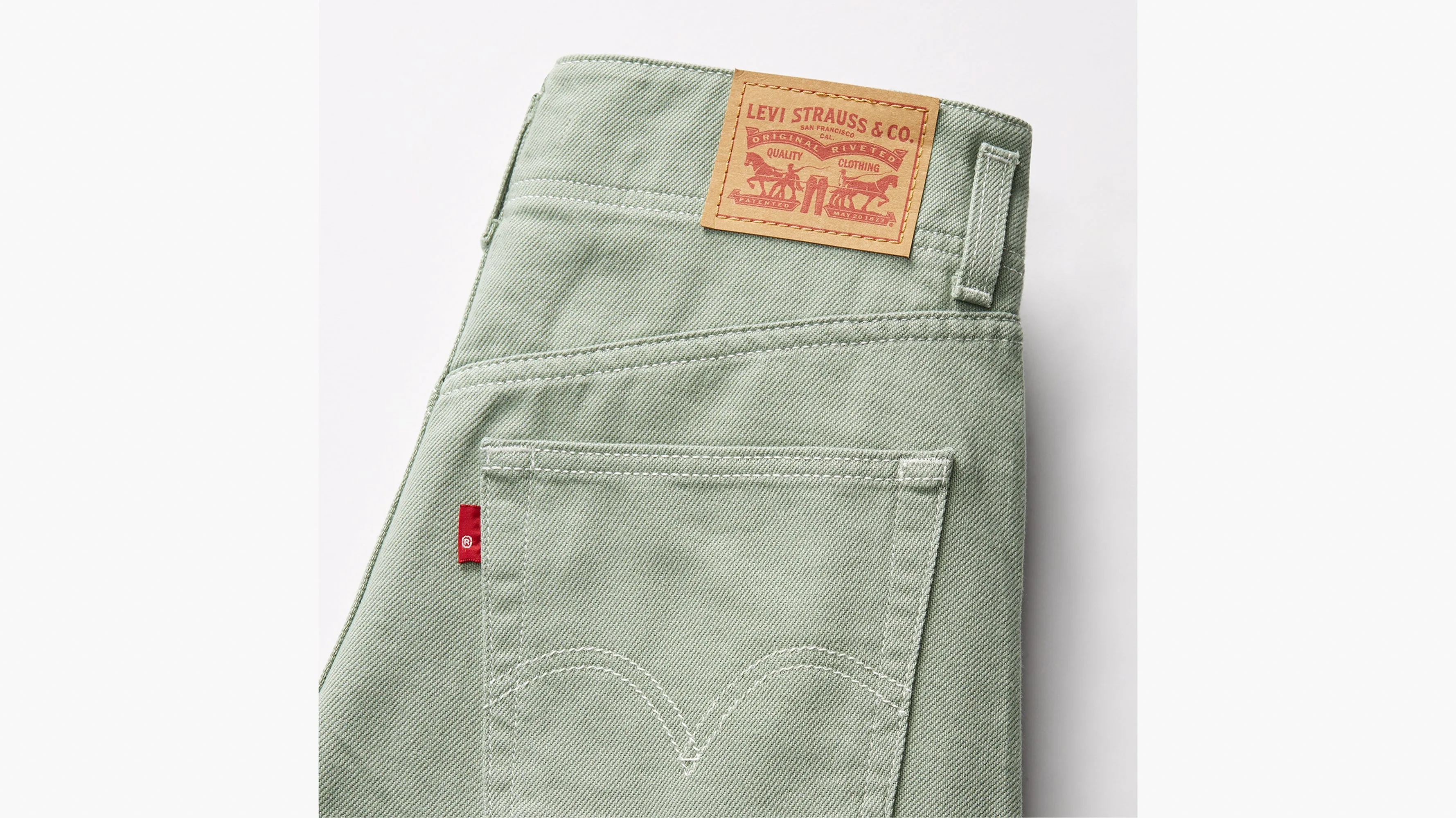 Levi's® Women's High-Rise Mom Shorts