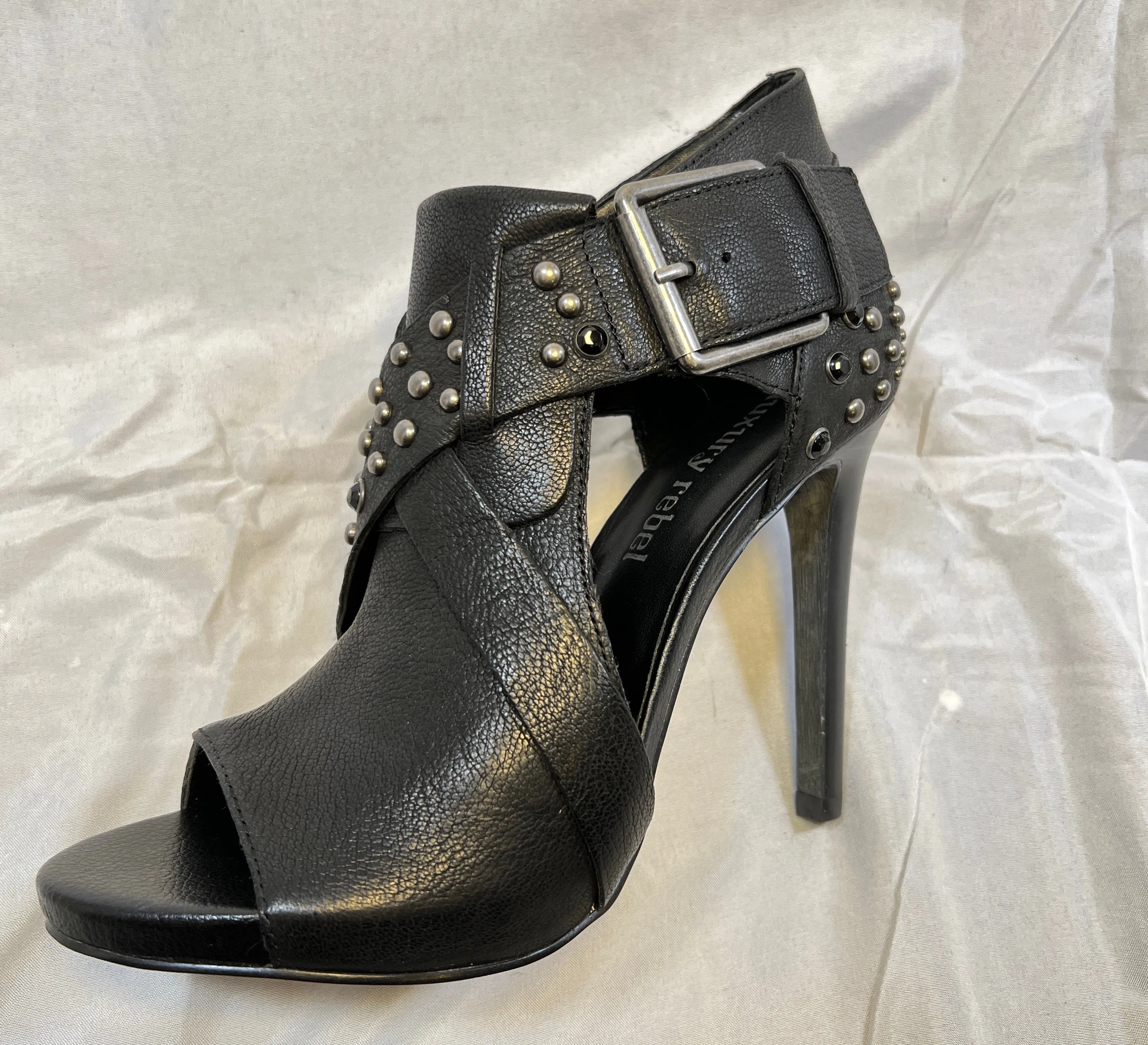 LUXURY REBEL Women's •Aris• Studded Peep-Toe Pump