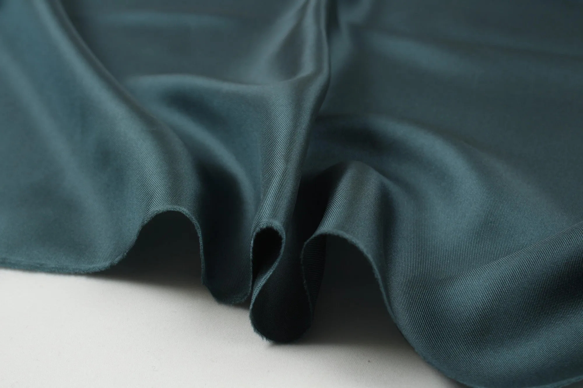 Luxury Silk Twill - Light-Weight - Green Blue Color