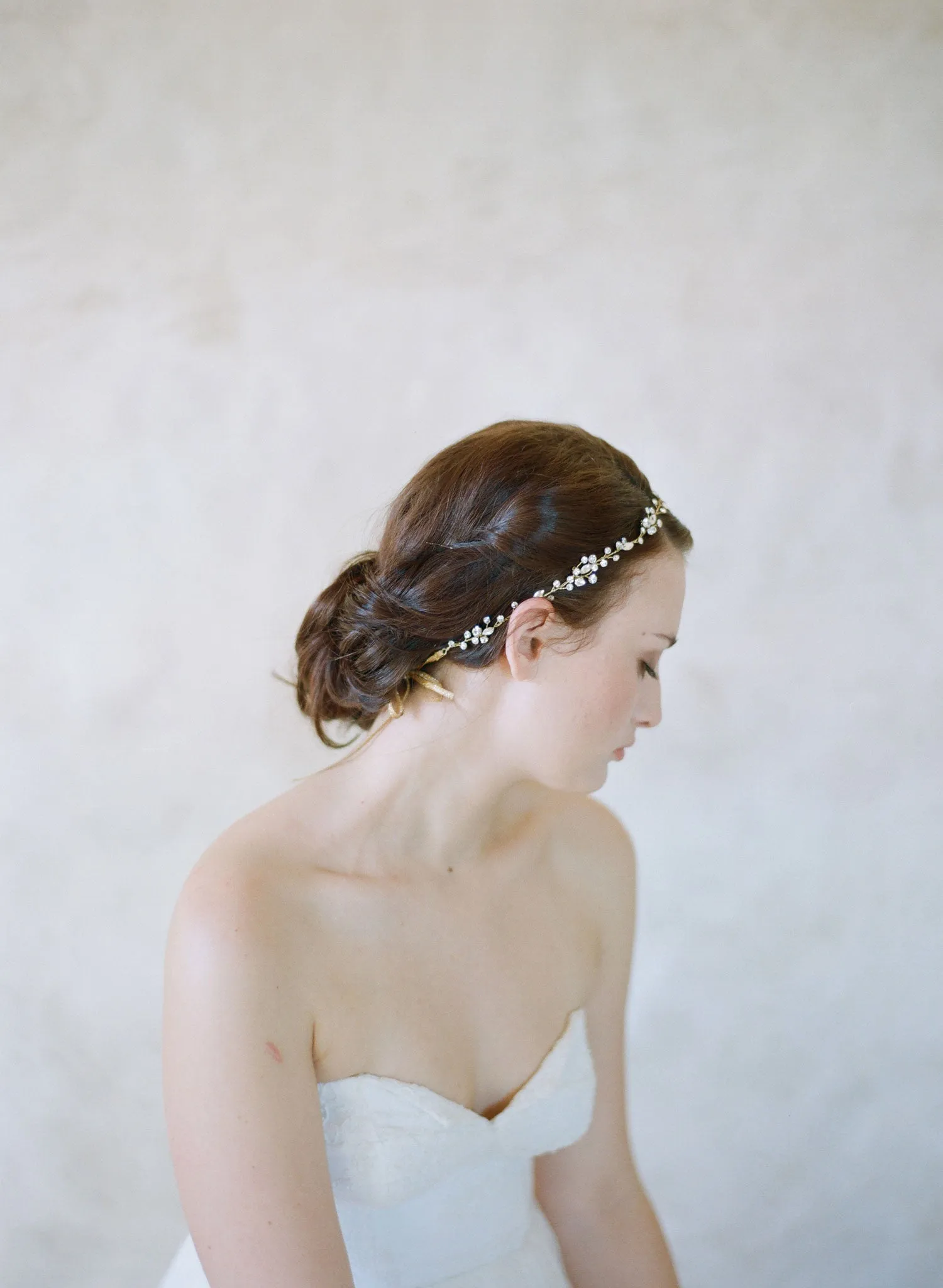 Simple crystal hair vine - Style #545