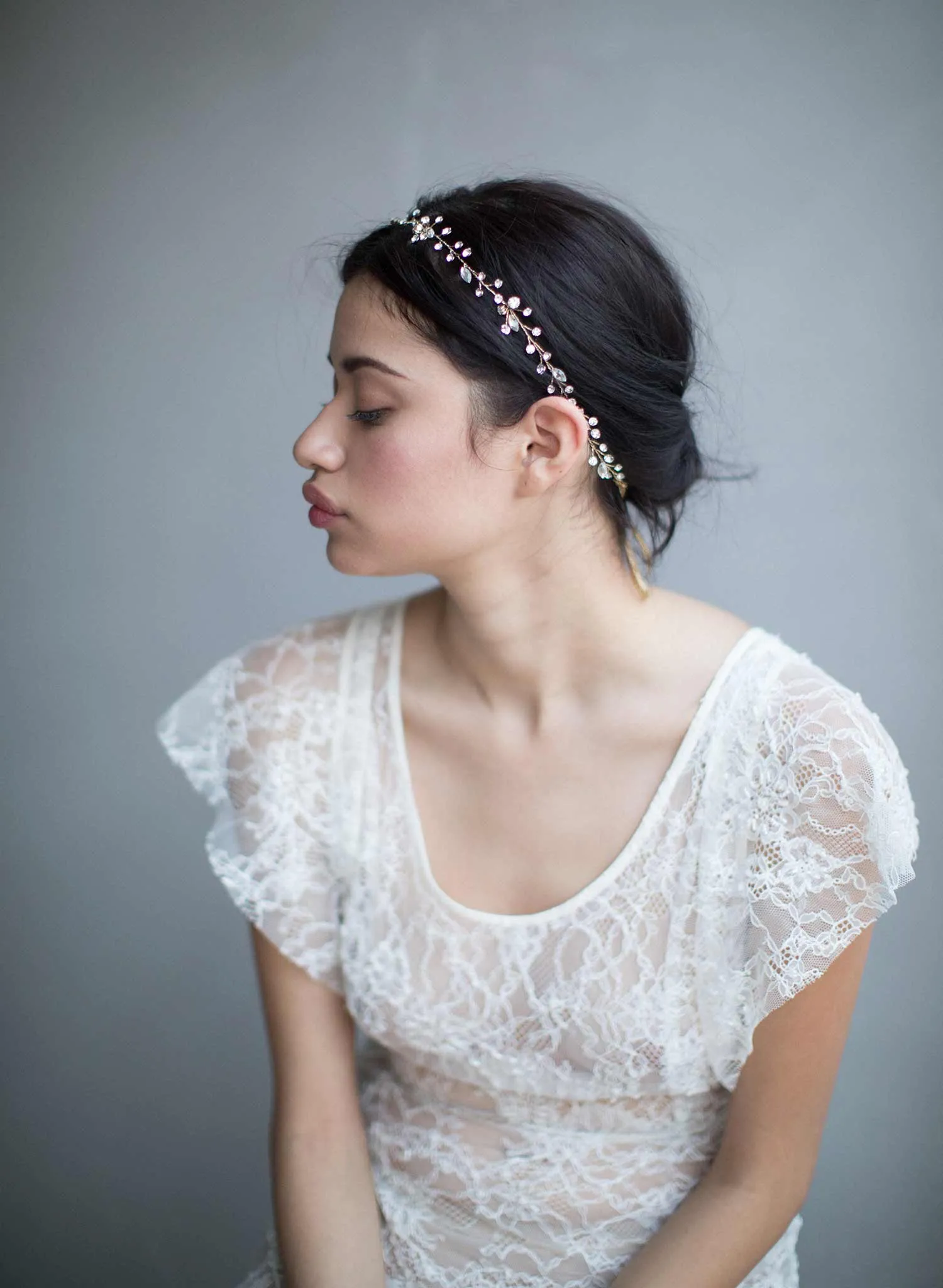 Simple crystal hair vine - Style #545