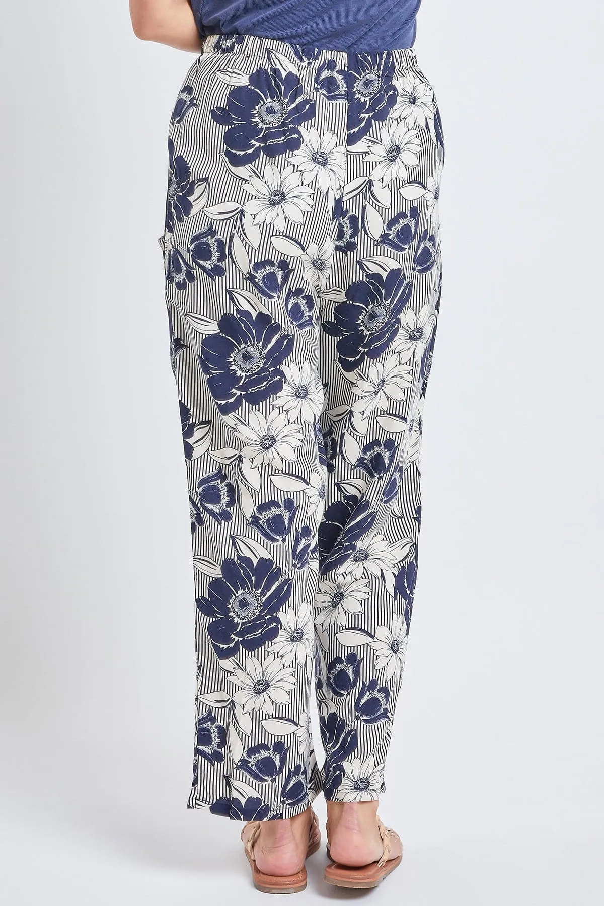 Women's Pull-On Relaxed High Rise Pant